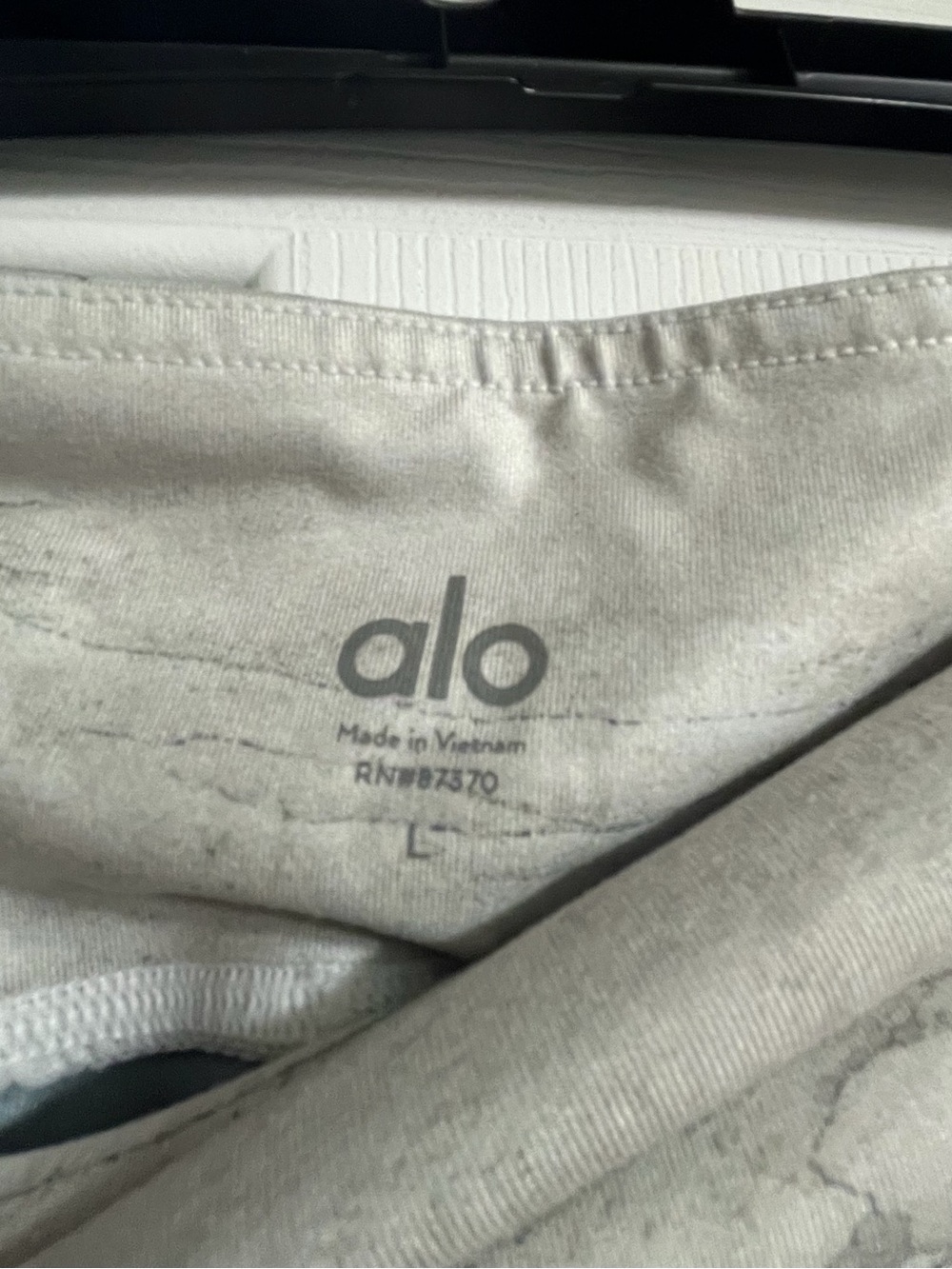 Alo Yoga Airbrushed Leggings Sequoia Marble - Picture 4 of 4